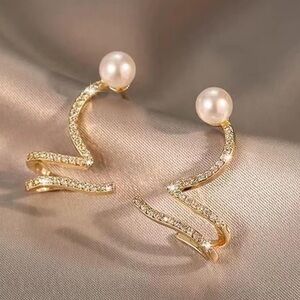 Elegant Gold Pearl Cuff Earrings